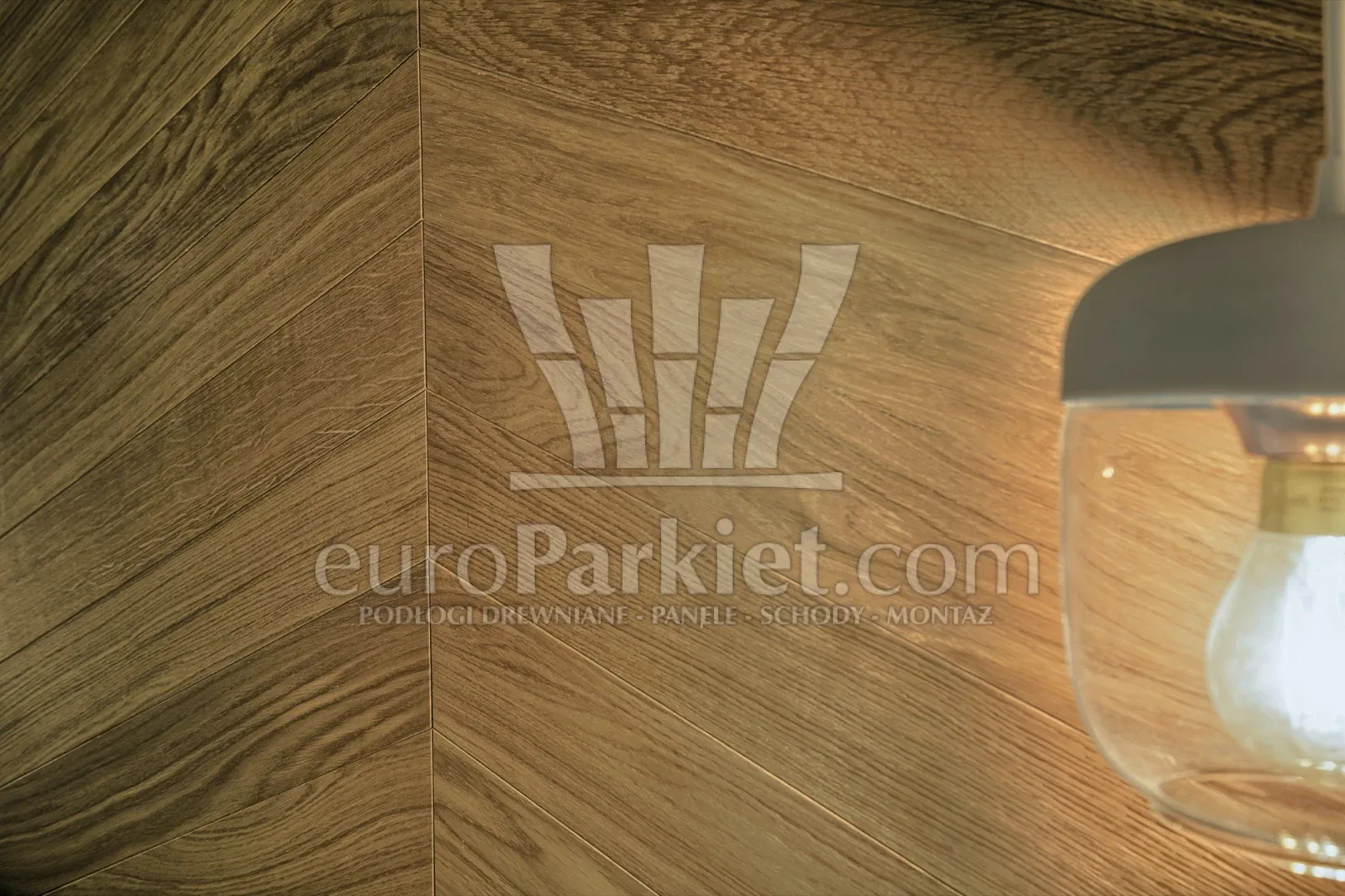 Parkiet na ścianie - Europatkiet